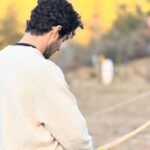 Ishaan Khattar Instagram - Come on 2024 🐉🏹 @shahidkapoor hit the target first 😉