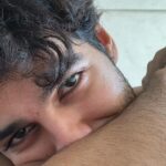 Ishaan Khattar Instagram - Lazy pictures on a hectic weekday 🐎⏱️