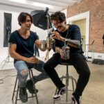 Ismael Prego Instagram - Cualquier momento es bueno para compartir un Jack & Coke, el pasado viernes tuvimos que hacer la sesión de fotos para oni y me dispuse a animarla un poquito. Os traigo un sorteo del pack de la colaboración entre dos marcas icónicas Jack Daniel 's y Coca-Cola, con las que disfrutar de grandes momentos junto a tus amigos más auténticos y hacer que cada momento valga la pena #MakeItCount Si queréis conseguir un pack como el que a mi me han enviado, lo único que tenéis que hacer es: Seguir la cuenta @jackdaniels_es Dar “ME GUSTA” al post del sorteo en la cuenta de Jack Daniel’s Comentar con qué 2 amigos os haríais un Jack & Coke ¡Mucha suerte y a disfrutar! @JACKDANIELS_ES / #JACKANDCOKEANDFRIENDS / #MAKEITCOUNT / #PUBLI / #18+