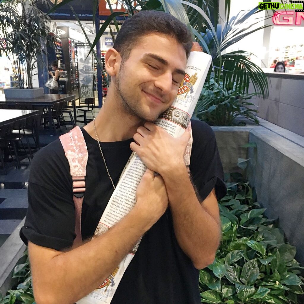 Issa Christopher Tweimeh Instagram - hey y'all i went to the mall and all i bought was a baguette