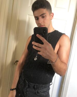 Issa Twaimz Instagram - oh hey y’all just a reminder that i’ve been single for 23 years