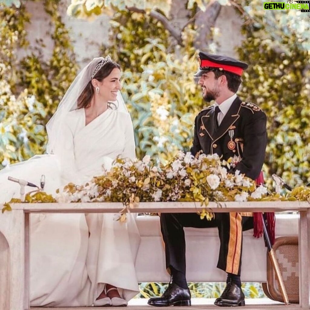 Ivanka Trump Instagram - Wishing congratulations to Crown Prince Al Hussein bin Abdullah and Princess Rajwa al Hussein on their beautiful wedding. May their lives together be abundant in love, health, and happiness 🇯🇴 Amman, Jordan