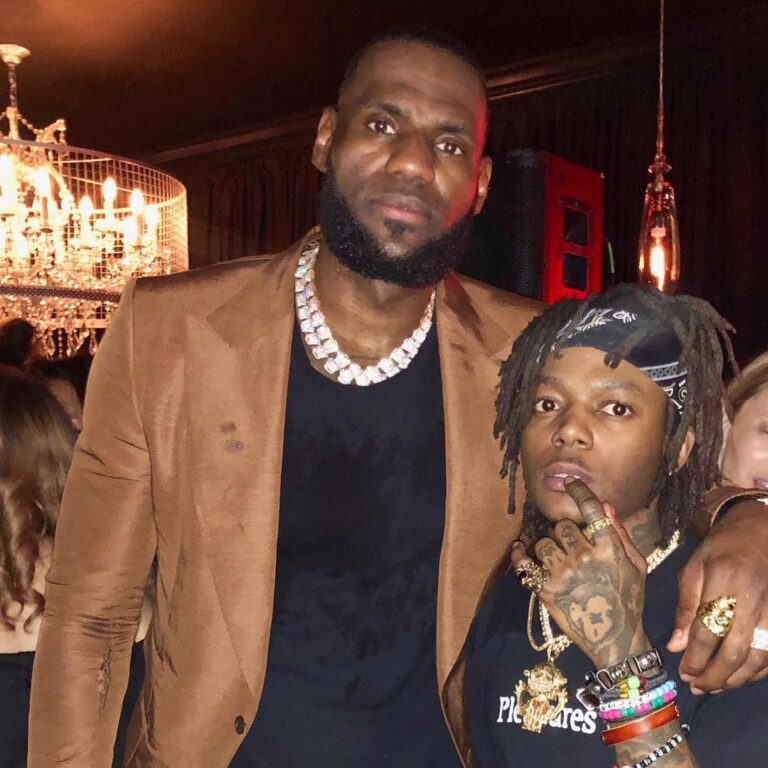 J.I.D Instagram - KingJID KingJames👑👑 @kingjames (I let him stand on a chair)😂