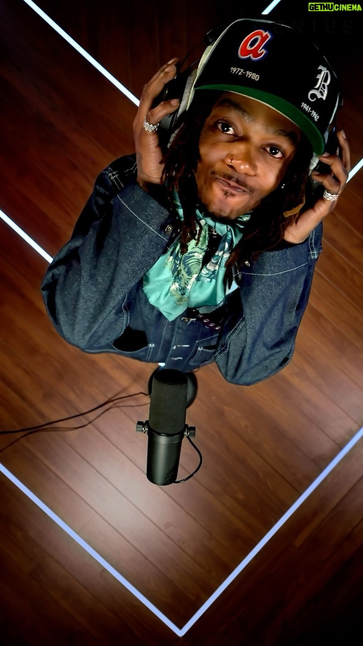 J.I.D Instagram - @jidsv put his own twist on the “surround sound” challenge on our #openmic stage 🎤 watch him perform his viral #tiktok song on our youtube channel 🔥