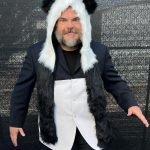 Jack Black Instagram - Skadoooooshed all over the MTV Movie & TV awards!! What a great night Suit design by @daynapinkthings