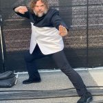 Jack Black Instagram - Skadoooooshed all over the MTV Movie & TV awards!! What a great night Suit design by @daynapinkthings