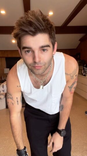 Jack Griffo Instagram - Time for summer fitsss🤩👣👽⚡️🫀