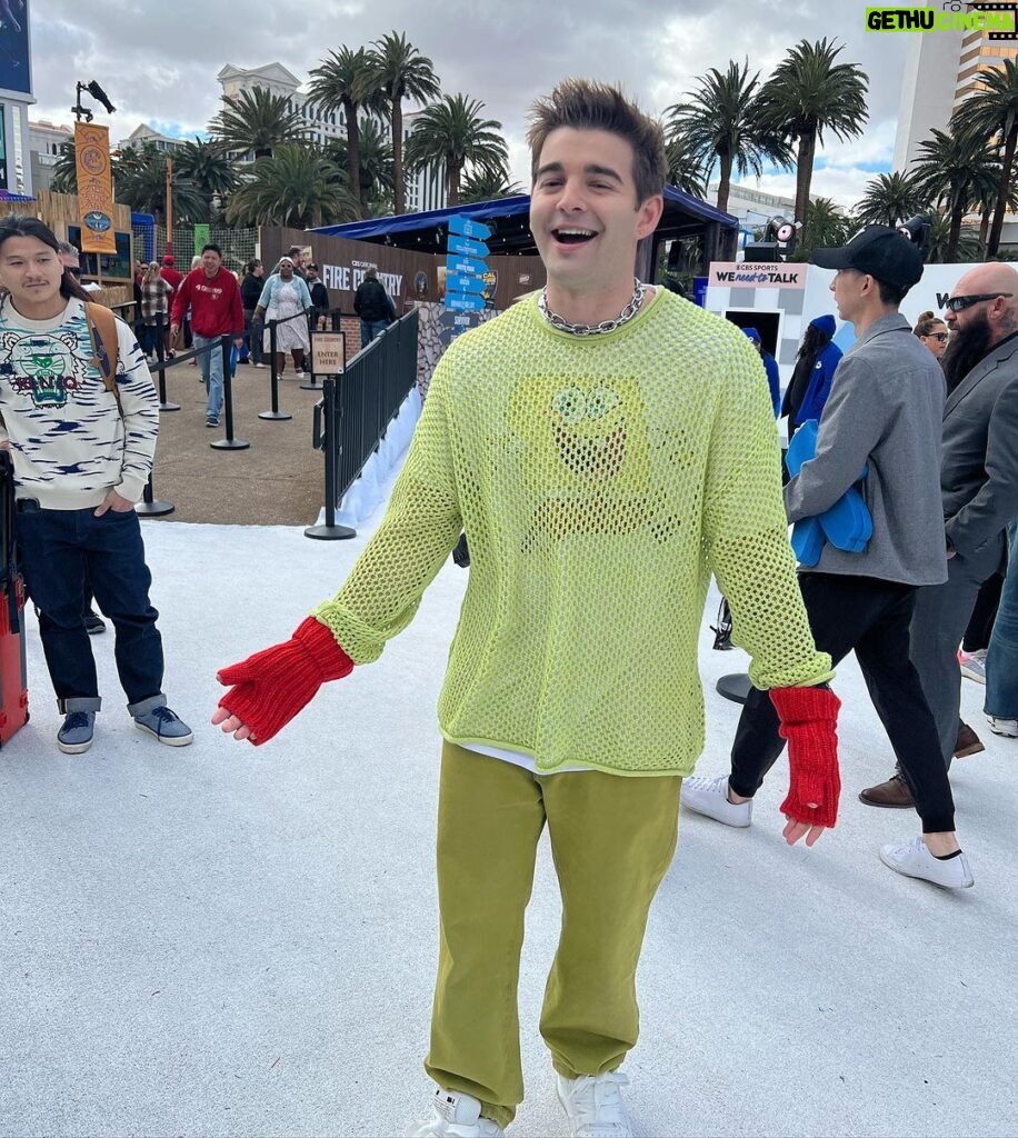 Jack Griffo Instagram - Do you feel it Mr. Crabs?? Watch the Super Bowl tomorrow ON NICK!!! ⚡️🧡💚