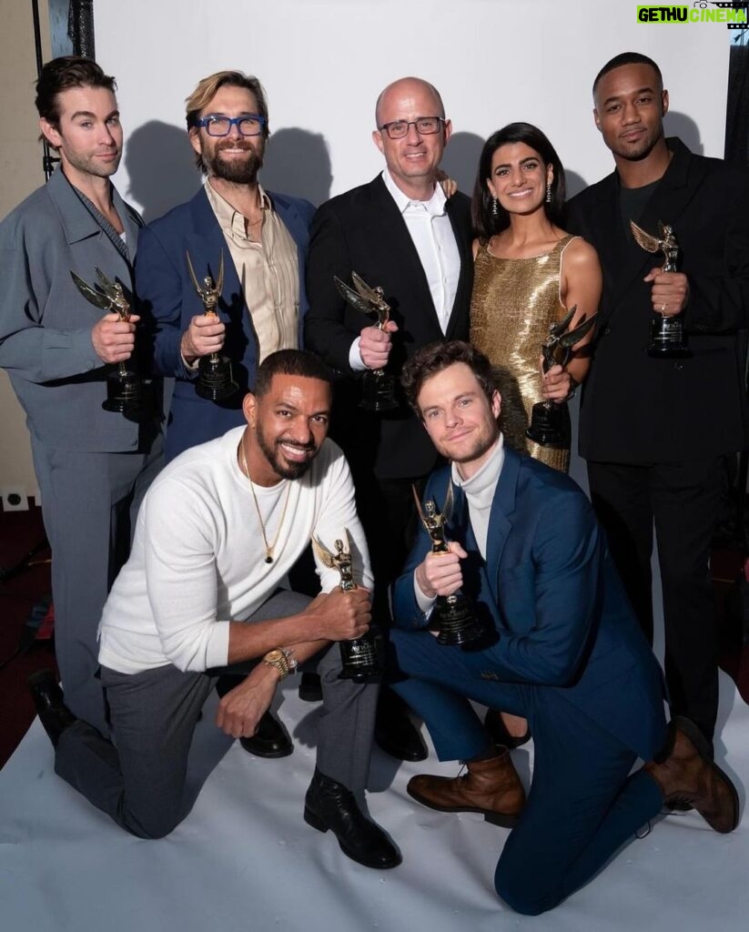 Jack Quaid Instagram - 💥Last night was a BLAST! Big thank you to the @hollywoodcreativealliance for the honoring @theboystv with some awards and some noms. Also HUGE thank you for giving @toni.starr and I the opportunity to present our fearless leader @erickripke1 with the TV icon award. #TheBoys #hcatvawards #astraawards.