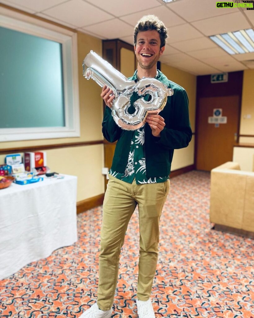 Jack Quaid Instagram - 🎂31. Feelin’ fun. Thank you to the people at #Voughtcon for the lovely balloons, and thank you to @tomercapone for figuring out how to make them look like a penis. Love you all! London, United Kingdom
