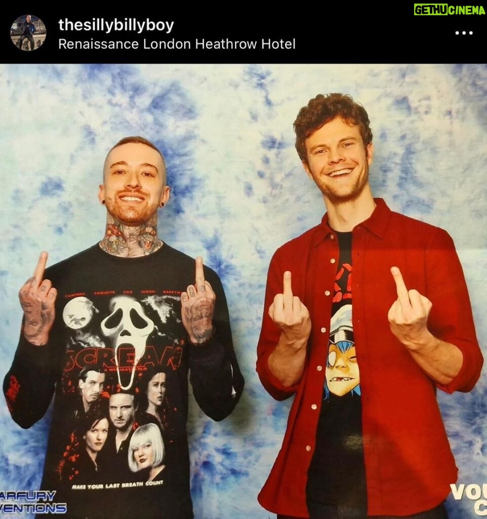 Jack Quaid Instagram - 💥Thank you so much, VoughtCon!!! What an incredible weekend with the kindest, most amazing fans on the planet. Shout out to @starfuryevents for bringing us out! We’ll be back!!! #Voughtcon #theboys