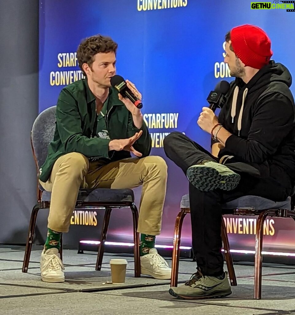 Jack Quaid Instagram - 💥Thank you so much, VoughtCon!!! What an incredible weekend with the kindest, most amazing fans on the planet. Shout out to @starfuryevents for bringing us out! We’ll be back!!! #Voughtcon #theboys