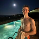 Jacob Collier Instagram - Thank you all for the lovely birthday wishes!!!!! I am 29 today 😊