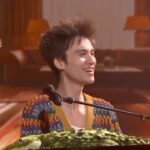 Jacob Collier Instagram - Witness Me on @jimmykimmellive last night!!! @torikelly came to play. Modulated up a major third in her honour. Full video on YouTube 🎥