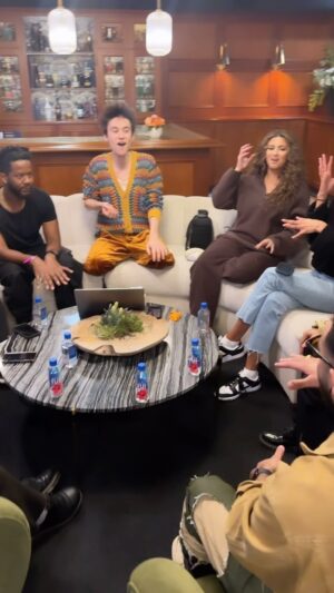 Jacob Collier Instagram - Witness Me’s on @jimmykimmellive tonight !!!