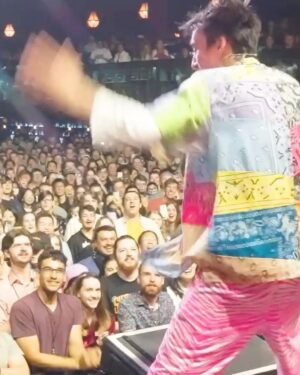 Jacob Collier Instagram - Here are some of my favourite audience choirs of all time.

1. Glastonbury Festival, UK, July 2023.
2. Rome, Italy, November 2022.
3. Singapore, November 2022.
4. Sydney, Australia, with @natalie_imbruglia , Dec 2022.
5. Bangalore, India, November 2023.
6. Vienna, Austria, July 2023.
7. Vienne, France, in the rain, July 2023.
8. Dallas, USA, April 2022.
9. London, UK, June 2022.

ONE MONTH UNTIL DJESSE VOL. 4 TOUR BEGINS!!!!

Cannot wait to sing with you all again ♥️