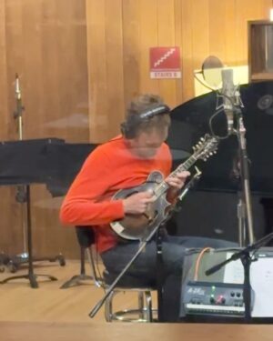 Jacob Collier Instagram - ONE WEEK OF DJESSE VOL. 4 💥

Thank you for the deep, deep love you have shown. I’m completely bowled over ♥️

What are some of your favourite moments?