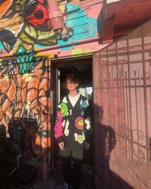 Jacob Sartorius Instagram - filming something super cool today.. can you guess what it is?!