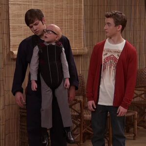 Jacob Tremblay Instagram - YEP! This Happened! 🤣😂🤣 #TBT #IGottaMakeALivingHere #MrYoung #ThrowBack