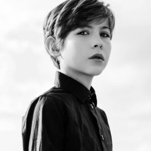 Jacob Tremblay Instagram - Mastering the side-eye with @mandisaphoto @jenna_berman @minjee.mowat & @xxbrianasky! Thank you for today! 📷