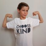 Jacob Tremblay Instagram - How are you choosing kind today? Join me & support @PACER_nbpc when you snag a #ChooseKind shirt at omaze.com/wonder. #BeBrave #BeCool #BeKind 💙💪 #WondertheMovie