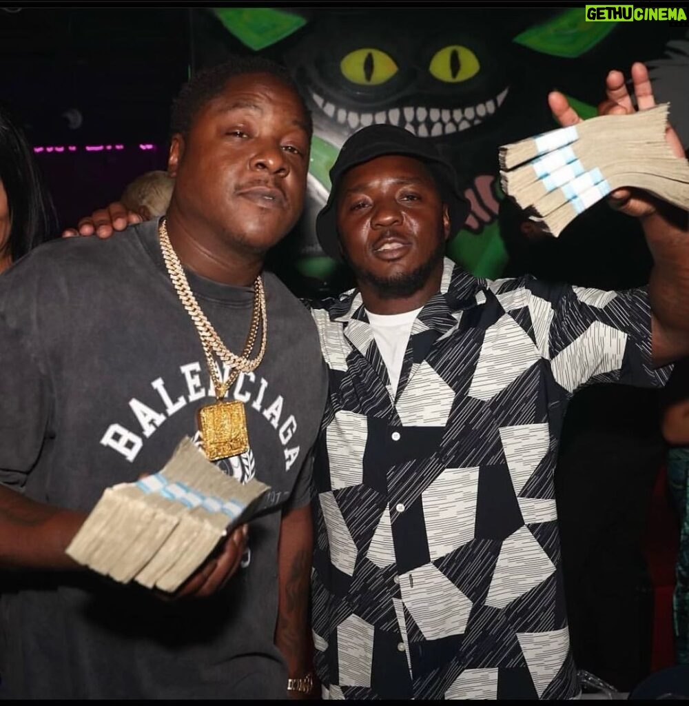 Jadakiss Instagram - happy birthday to my brother @lilcease another lap around the sun leo enjoy your day King ! love you