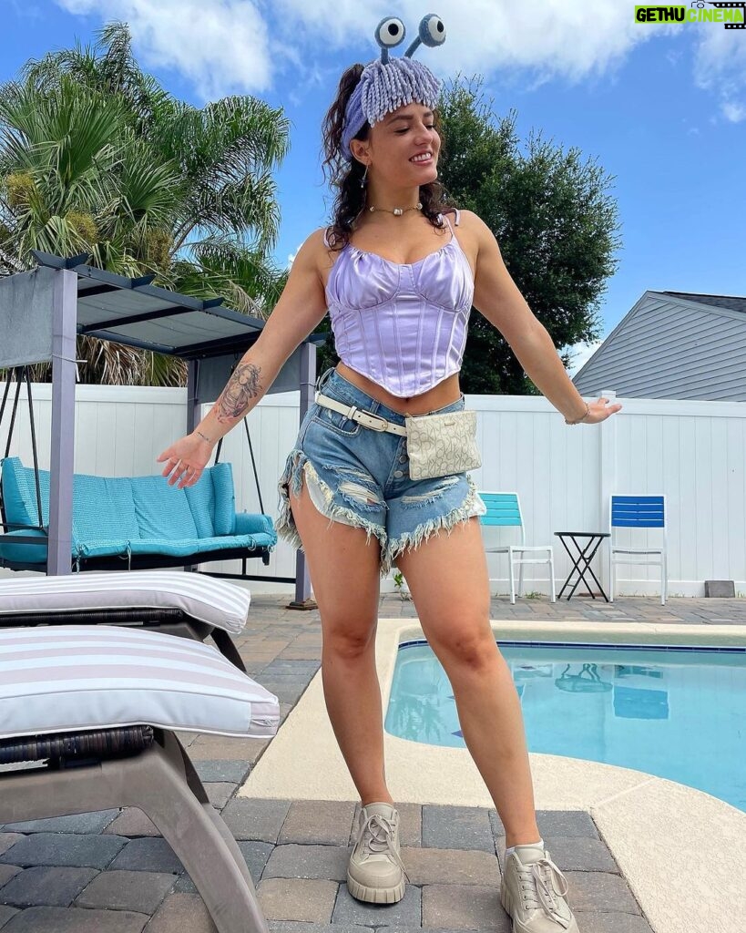 Jade Chynoweth Instagram - 8/21: Level 25 initiated🎈🎂