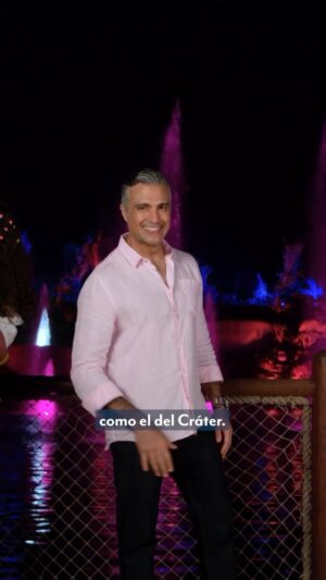 Jaime Camil Instagram - 🌟¡Descubre la magia de Vidanta! 🌟 Acompaña a Jaime Camil a descubrir Vidanta, y se parte de una exclusiva vista previa de la primera fase del parque temático, entre el 1 de Agosto y el 12 de Noviembre, en Vidanta Nuevo Vallarta. Reserva tu espacio ahora. Llama al 1-800-292-9446 #OnlyatVidanta

🌟 Discover Vidanta’s Magic! 🌟 Join Jaime Camil as he unveils the wonders of Vidanta, and be part of the exclusive private preview of the first phase of the upcoming theme park between August 1st and November 12th at Vidanta Nuevo Vallarta. Book now. Call 1-800-292-9446 ✨🌴 #VidantaMagic #ExclusivePreview