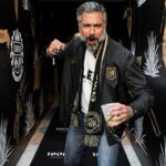 Jaime Camil Instagram - ⏩️ Photo dump from yesterday’s @lafc match… Like my brother @lafcrich says: #winningisfun 🤩🥳💪🏽 But supporting unconditionally 24/7 is better ✊🏽🖤💛 I love you @lafc3252 #lafc #lafc3252 #bestinthewest #1 📷 by the amazing @rubenc_photography