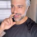 Jaime Camil Instagram - Yo guys! #snag is NOW AVAILABLE on every digital platform! Just follow the smart link to watch it! 💪🏽😎 / #snagmovie YA ESTÁ DISPONIBLE en todas las plataformas digitales! Sigue este link para verla! https://paramnt.us/SnagMovie @paramountmovies @ben.milliken @sofia_96castro
