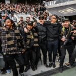 Jaime Camil Instagram - Photo-dump from our Season 6 opener game @bmostadium 🖤💛💪🏽💥😎 #ogfs10 @lafc @lafc3252 @lafcrich @lafcrico @lafclarry #lafc #mls @mls #mlschampions 📷 by @rubenc_photography BMO Stadium