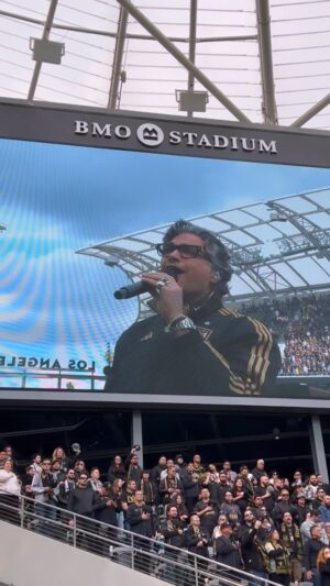 Jaime Camil Instagram - I love you @lafc @lafc3252 🖤💛 Singing the National Anthem at our beloved cathedral is magical @bmostadium 🌟 Here we go! Season 6 💪🏽💥 @lafclarry @lafcrich #mlschampions @mls @appletvplus @appletv 📹 by @heidibal ❤️ And huge thanks to the wonderful and talented @westlosangeleschildrenschoir for accompanying me 🙏🏽☺️