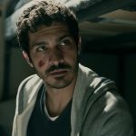 Jaime Lorente Instagram - Este material acaba de desembarcar en Netflix directito desde el puerto de Barcelona. El 15 de marzo llega #ManoDeHierro.