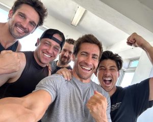 Jake Gyllenhaal Instagram - BTS moments from @roadhousemovie. We had an incredible crew on this film and an amazing team capturing images and video throughout our time in the DR! So much more to come! 📸🎥 #roadhouse