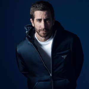 Jake Gyllenhaal Instagram - Where artistry and technology meet, new horizons are discovered.
#PradaLunaRossaOcean
#PradaLunaRossaOcean
#OpeningNewHorizons 
#PradaFragrances
#PradaBeauty #PradaBeautyPartner