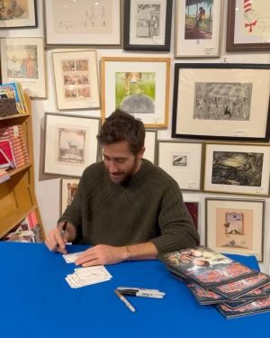 Jake Gyllenhaal Instagram - For Black Friday and Small Business Saturday, I signed some copies of The Secret Society of Aunts and Uncles at Barnes & Noble and Books of Wonder — you can still get your copy at your nearest retailer while supplies last!
@barnesandnoble 
@booksofwonder 
@Target
@bookshop_org 
@booksamillion