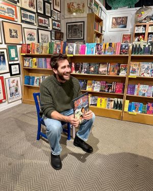 Jake Gyllenhaal Instagram - For Black Friday and Small Business Saturday, I signed some copies of The Secret Society of Aunts and Uncles at Barnes & Noble and Books of Wonder — you can still get your copy at your nearest retailer while supplies last!
@barnesandnoble 
@booksofwonder 
@Target
@bookshop_org 
@booksamillion