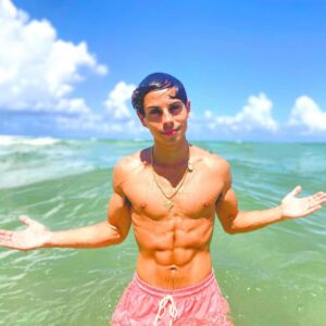 Jake T. Austin Instagram - Wet n wild 🤷🏽‍♂️