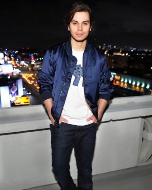 Jake T. Austin Instagram - The view from last night. #midnightmemories