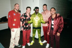 James Maslow Instagram - Jingle Ball so far🎄 

📸: @aarongatewoodx