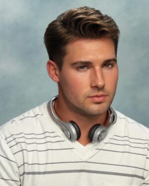 James Maslow Instagram - I would have thrived in the 90’s.

#ai #90s #aiyearbook