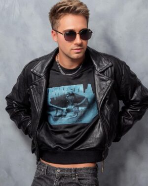 James Maslow Instagram - I would have thrived in the 90’s.

#ai #90s #aiyearbook