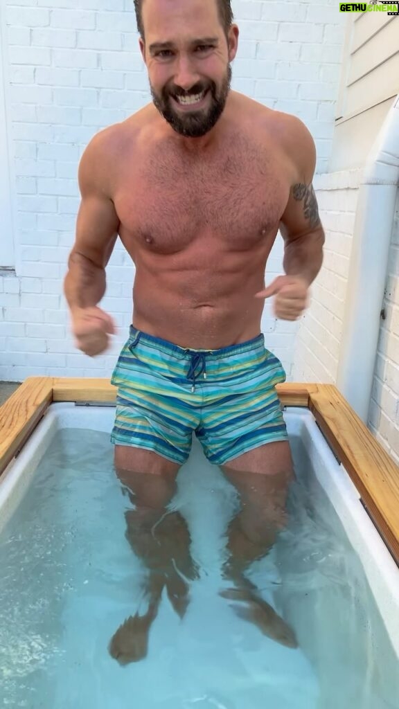 James Maslow Instagram - Finally got my dream cold plunge! Look, a bucket and 200lbs of ice worked just fine on tour…but this is way better 😁 Can’t wait to see the benefits of doing this more frequently now that my @renutherapy is in my backyard! #icebath #coldplunge #recovery Nashville, Tennessee