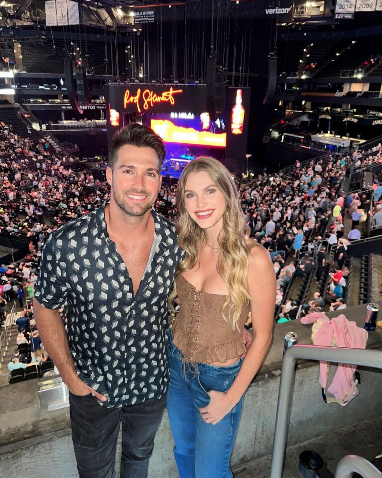 James Maslow Instagram - I don’t think a couple needs to post about their relationship incessantly to show their significant other that they love them, but when you’re thinking about them and feel compelled, there’s nothing wrong with it either. Love you blondie ❤️ We’ve had some amazing adventures together and we’re just getting started.