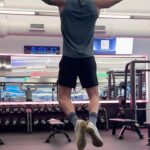 James Maslow Instagram - Big back and abs kinda day 🤙🏼 Y’all voted the other day to see my workout so I did my best to record the major lifts and throw it together! Comment if you want a breakdown of the workout and I’ll get more specific next time 🕺🏻