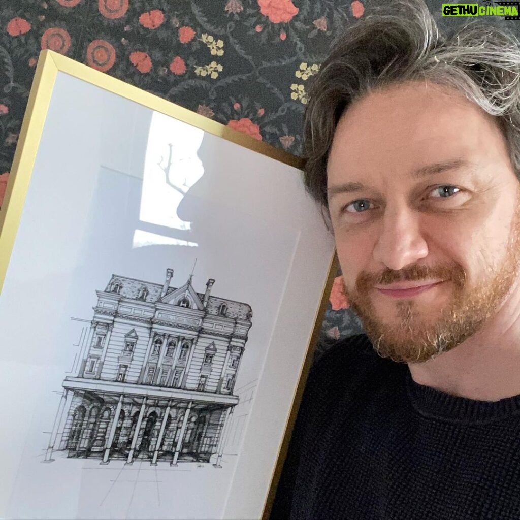 James McAvoy Instagram - Big thanks to @peterhannahart for this excellent piece of work. It’s the @lyceumedinburgh where I performed Brian Friel’s “Lovers” about a 1000 years ago. His work is great,check him out and commission him to do a building you love. #lovers #art #brianfriel #royallyceumedinburgh Lyceum Edinburgh