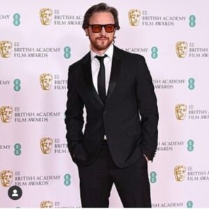 James McAvoy Instagram - Nice to be out in a suit and unnecessary sunglasses. Posing it up at @bafta tonight. Presenting the @ee rising star award. Thanks for the lift @audiuk and thanks @lisalibs for the @dbeyewear specs. Ooh and thanks @tarahmakeup for the lovely grooming.