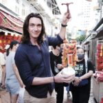 James Phelps Instagram - Just taking my lion for a walk... Fantastic Friends Season 2 is well underway, weve had a great time in Singapore with our onscreen Dad - Mark Williams. Lots of laughs as always. This season is going to be wicked! #travel #Singapore #lionwalking #FantasticFriends 🇸🇬 Singapore, Singapore