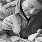 Jamie Oliver Instagram - Sometimes there’s just nothing better than a sausage sarnie on a Saturday morning ! Rise and shine guys it’s the weekend and I can tell it’s gonna be a great one. Enjoy you lovely lot big love x x x