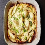 Jamie Oliver Instagram - Alright you lovely lot in case you weren’t already aware it’s Burns Night ! Seriously some of my favourite flavours come from Scottish food and drink and I’ve put a few recipes together to really celebrate them….from beautiful stuffed salmon and tender whisky lamb shanks to my easy Essex haggis and a creamy, cheesy fennel gratin. Hit the link in my bio and let’s raise a glass to our Scottish friends ! Sláinte Mhath 🥃 #burnsnight #dinnerideas